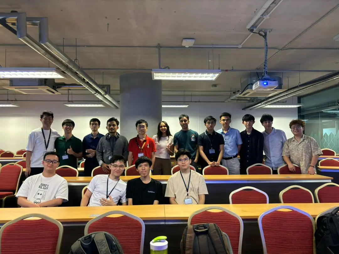 Wide group photo in the classroom